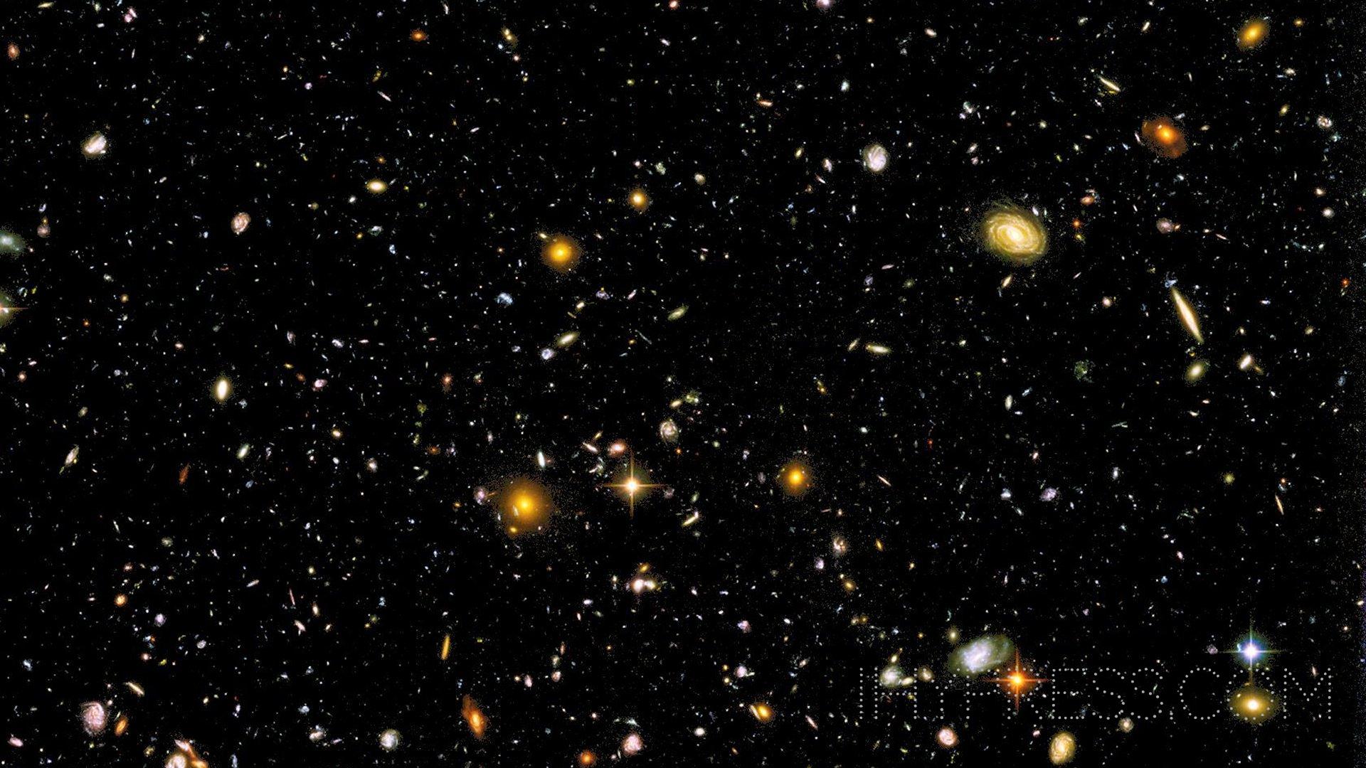 Hubble Space Telescope Collection (32)